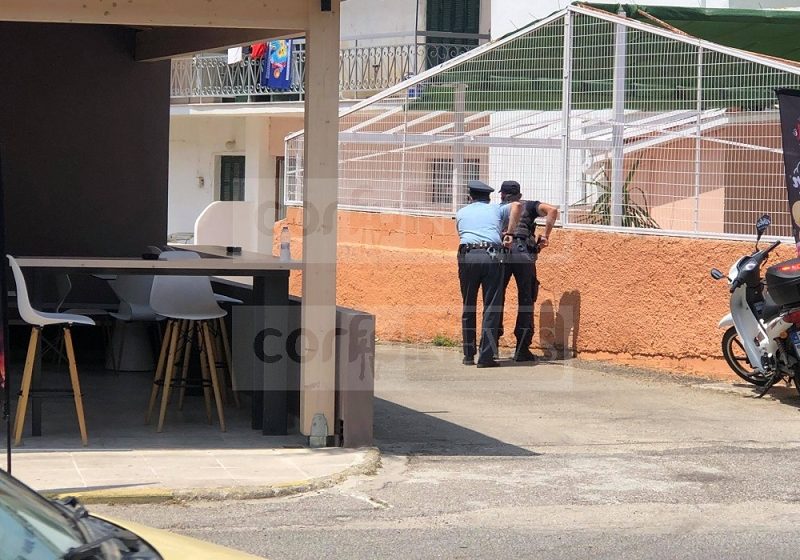  Έγκλημα στην Κέρκυρα: Εξ’ επαφής οι πυροβολισμοί στα θύματα– Ιατροδικαστής: “Είχε πρόθεση να σκοτώσει” (vid)