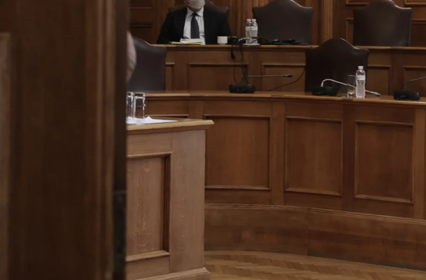  Εξεταστική για Τέμπη: Άγριος καβγάς Μαρκόπουλου-Καραθανασόπουλου με πολλά “γαλλικά”