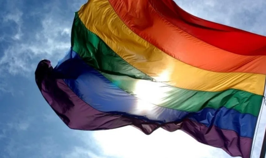  Περί ομοφυλοφιλίας και ψυχικής διαταραχής: Τρεις επιστήμονες εξηγούν στο libre τα κενά του “ιερού” αφηγήματος