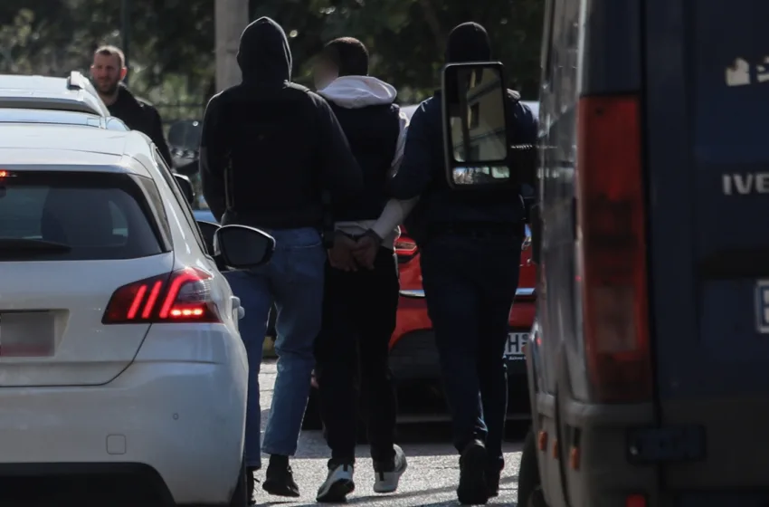  Greek Mafia:Στον εισαγγελέα οι συλληφθέντες για τις δολοφονίες Σκαφτούρου και Ρουμπέτη