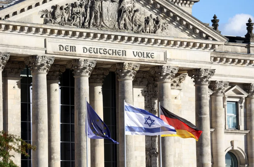 Στηρίζει Ισραήλ η Γερμανία – “Αβάσιμες οι κατηγορίες περί γενοκτονίας”