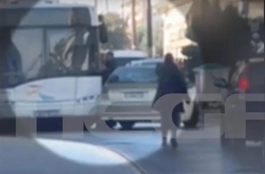  Θεσσαλονίκη: Οδηγός λεωφορείου τράκαρε με ΙΧ και έριξε μπουνιά στον οδηγό του (vid)