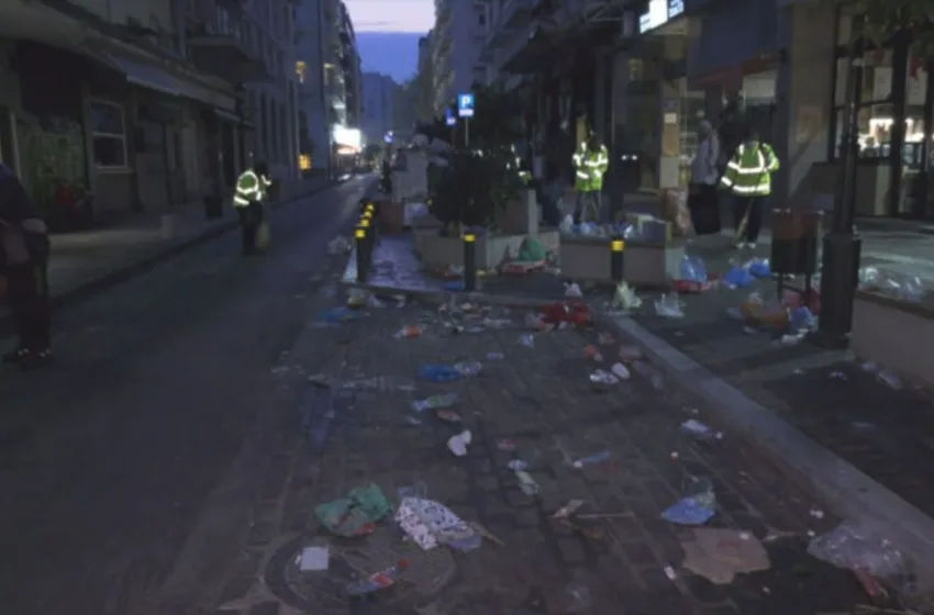  Θεσσαλονίκη: Μαζεύτηκαν 60 τόνοι σκουπιδιών μετά τα γλέντια στους δρόμους της πόλης