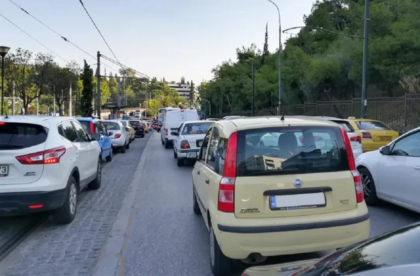  Άδεια οχήματος, δίπλωμα, ΚΤΕΟ και ασφαλιστήριο στο Gov.gr Wallet
