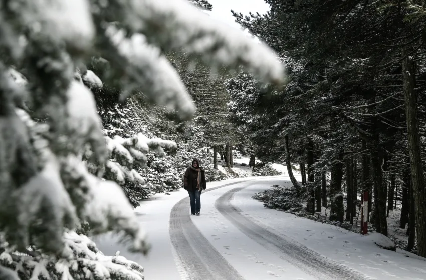  Έκτακτο Δελτίο ΕΜΥ: “Διαταραχές” σε 2 φάσεις – Χιόνια και στην Αττική