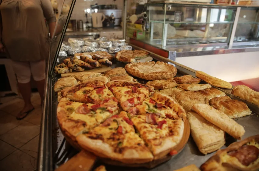  Πόσο αυξήθηκε η τιμή της πίτσας στην Ελλάδα