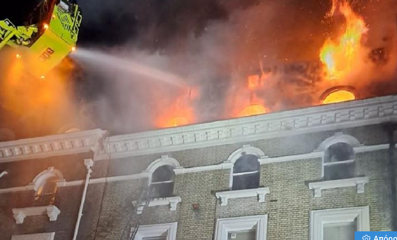  Λονδίνο: Μεγάλη πυρκαγιά σε κτίριο διαμερισμάτων – 11 άνθρωποι στο νοσοκομείο (vid)