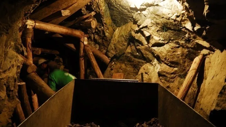  Ρωσία: 13 εργάτες έχουν παγιδευτεί σε χρυσωρυχείο