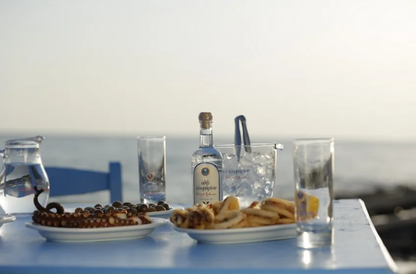  Διάκριση για ελληνικά ποτά! Ποια 4 βρίσκονται ανάμεσα στα καλύτερα του κόσμου