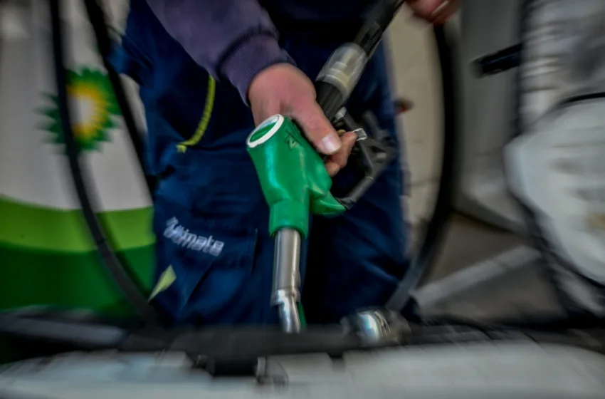  Γιατί αυξάνεται η τιμή των καυσίμων-Τι λένε οι βενζινοπώλες