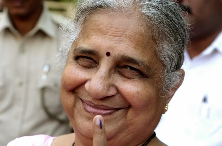  Η πεθερά του Ρίσι Σούνακ έγινε μέλος του ινδικού κοινοβουλίου