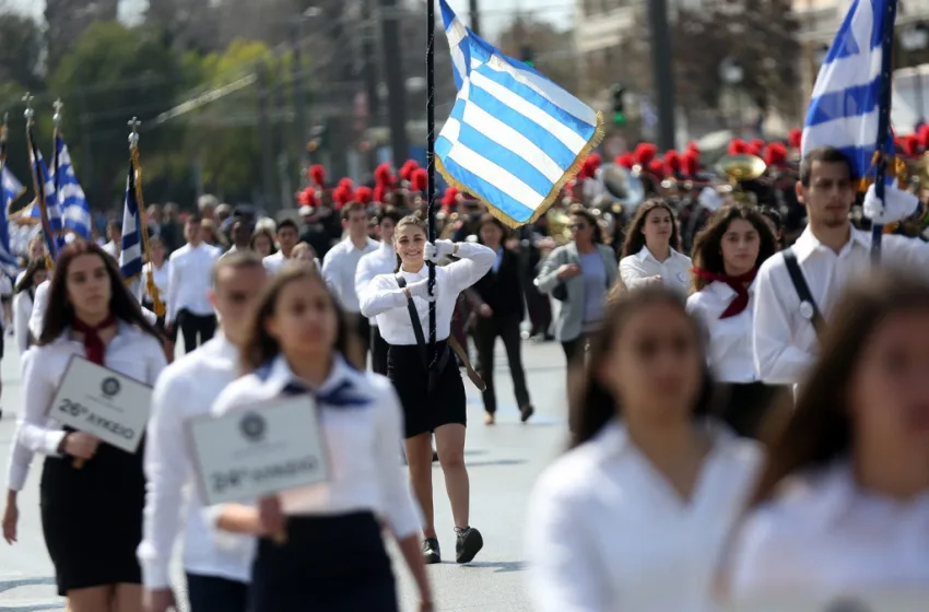  28η Οκτωβρίου: Κυκλοφοριακές ρυθμίσεις- Ποιοι δρόμοι κλείνουν σε Αθήνα και Πειραιά