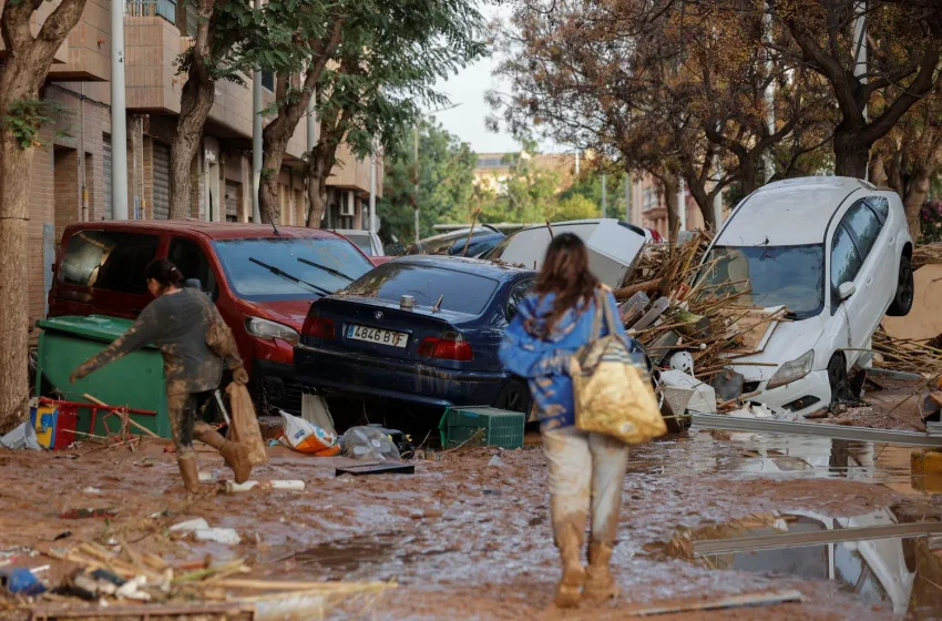  Ισπανία: Εκατόμβη από τις πλημμύρες-Θρήνος στη Βαλένθια με τους περισσότερους νεκρούς-Αγωνία για τους αγνοούμενους