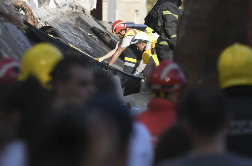  Σερβία: 13 νεκροί από κατάρρευση  οροφής σε σιδηροδρομικό σταθμό στο Νόβι Σαντ-Σοκαριστικό βίντεο