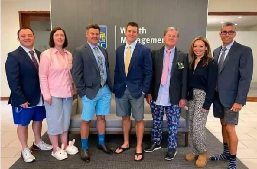  Zoom Meetings Reality Check: Όταν το  “τηλεργασιακό outfit” αποκαλύπτει την αλήθεια