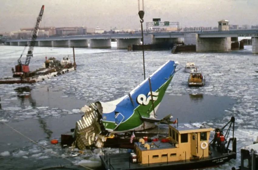  Ουάσινγκτον: Μνήμες από την αεροπορική τραγωδία το 1982-Αεροσκάφος είχε συντριβή στον ποταμό Ποτόμακ