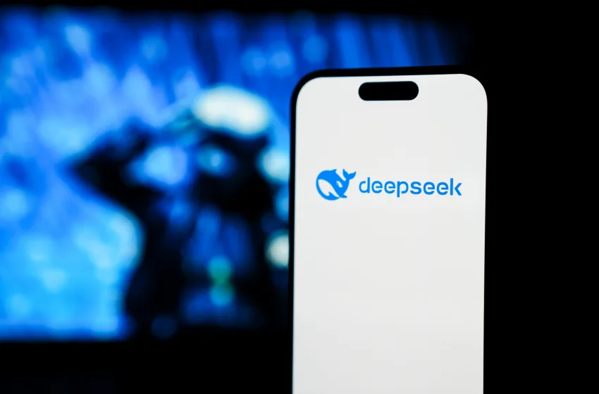  DeepSeek/ Ο “πόλεμος” της AI- Πώς η κινεζική startup κλονίζει τους αμερικανικούς κολοσσούς τεχνολογίας