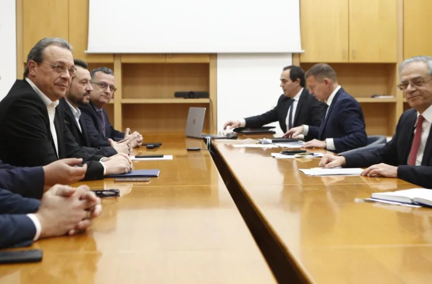  Φάμελλος: Οι τράπεζες περιορίζονται στην υψηλή κερδοφορία χωρίς να υποστηρίζουν την κοινωνία