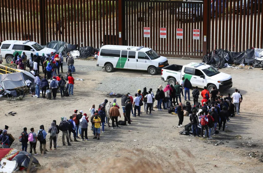  Μεξικό:Έχει υποδεχθεί 4.000 απελαθέντες μετανάστες σε μία εβδομάδα