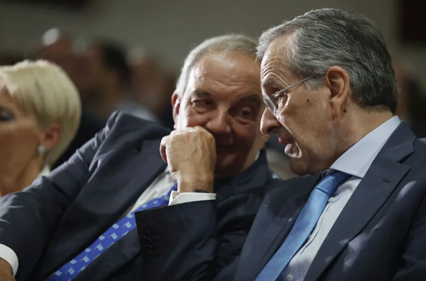  Μαξίμου προς Καραμανλή και Σαμαρά, ενταύθα…