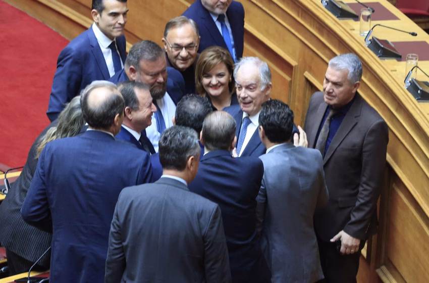  Η πρώτη δήλωση Τασούλα μετά την ανακοίνωση ότι προτείνεται για ΠτΔ- Η διαδικασία εκλογής