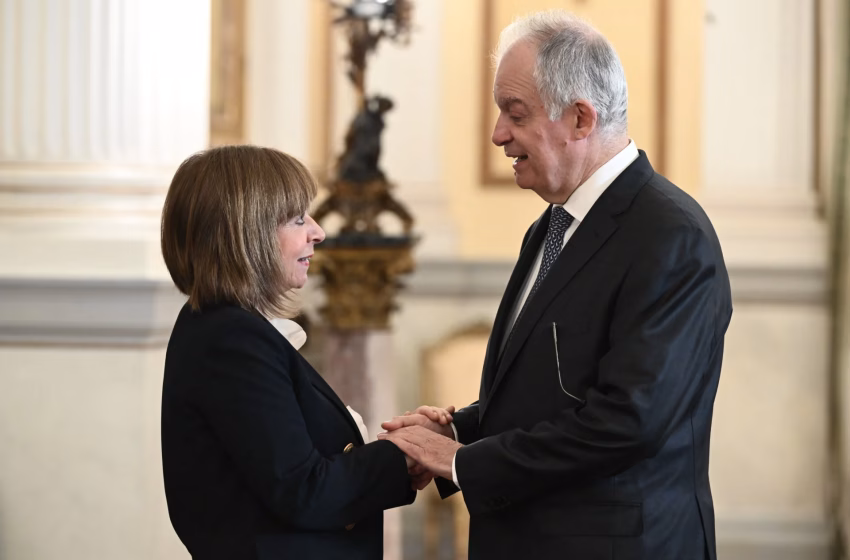  “Γαλάζιος” βουλευτής αποκαλύπτει το παρασκήνιο της επιλογής Τασούλα- Γιατί “κόπηκε” η Σακελλαροπούλου