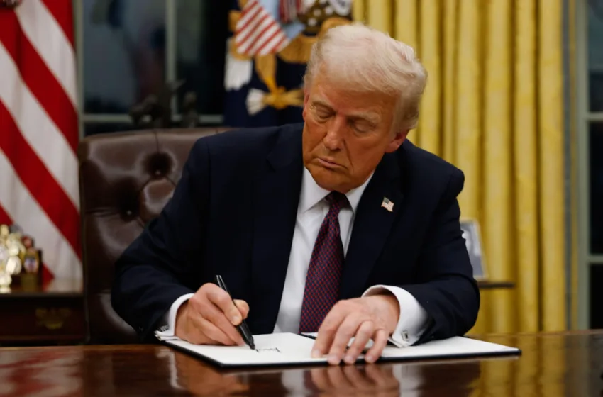  Τραμπ:Σταμάτησε το Medicaid, στον “αέρα” εκατομμύρια Αμερικανοί- Κόβει βοήθεια στους πυρόπληκτους-Τέλος τα φάρμακα για HIV