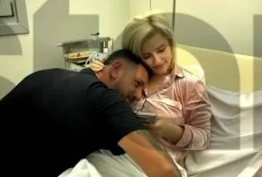  Η “Μπουμπουλίνα” και ο “Ρίχτερ” – Γεννητούρια στη Σαντορίνη εν μέσω σεισμών