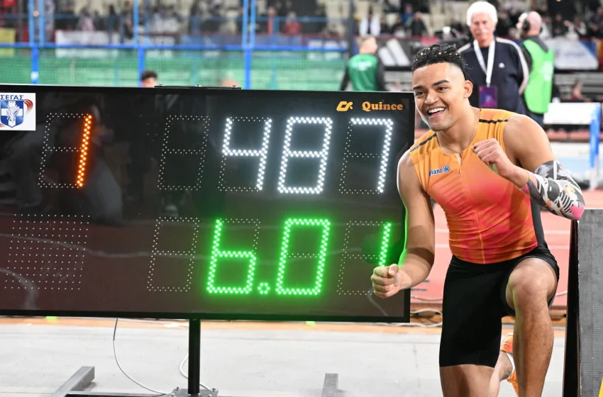  Έγραψε ιστορία ο Καραλής στο ΣΕΦ με άλμα στα 6.01μ