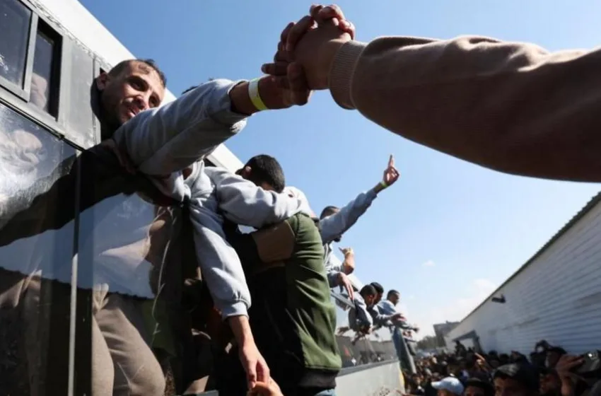  Ισραήλ: Ποιοι είναι οι τρεις όμηροι που απελευθερώνει η Χαμάς- 183 Παλαιστίνιοι ως αντάλλαγμα