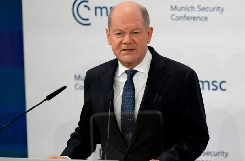   Σολτς κατά  Βανς:”Ακατανόητες” και “εκνευριστικές” θέσεις-Δεν θα δεχθούμε παρεμβάσεις στη δημοκρατία μας