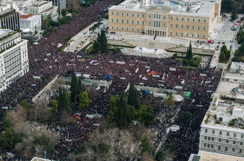  Ανδρουλάκης: “Οι υπεύθυνοι για την τραγωδία στα Τέμπη να οδηγηθούν στον φυσικό τους δικαστή”