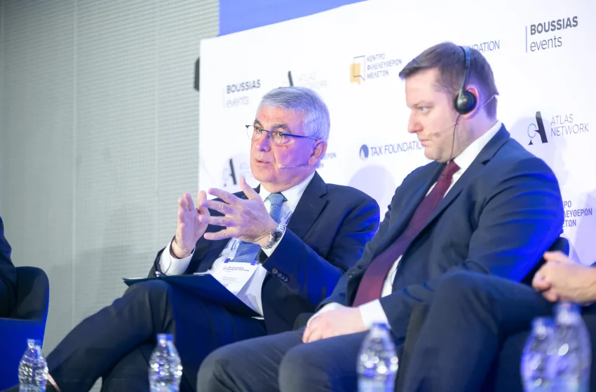  Τσακλόγλου: Οι εισφορές κοινωνικής ασφάλισης έχουν μειωθεί κατά 5,4 ποσοστιαίες μονάδες