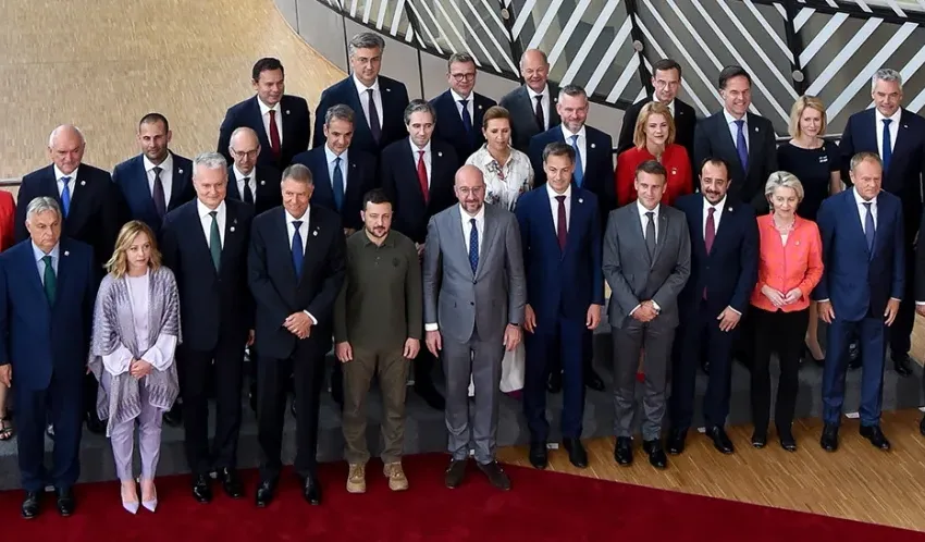  Ανάλυση- Ευρωπαϊκή άμυνα/ Επτά χώρες θα πάρουν τη “μερίδα του λέοντος”- Ο ρόλος της Τουρκίας και ο κίνδυνος για την Ελλάδα- Ο πολιτικός “ελέφαντας στο δωμάτιο”