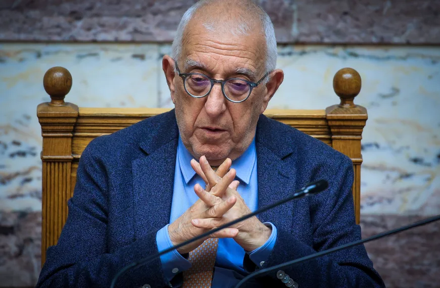 Κακλαμάνης: Ρεκόρ διάρκειας και ομιλητών στην τριήμερη συζήτηση της πρότασης…