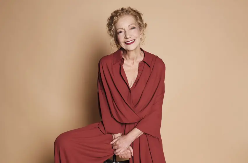  Πέμη Ζούνη στο libre: Κατάλαβα ότι στη σιωπή υπάρχουμε ολόκληροι, στη σιωπή συντελούνται οι αλλαγές