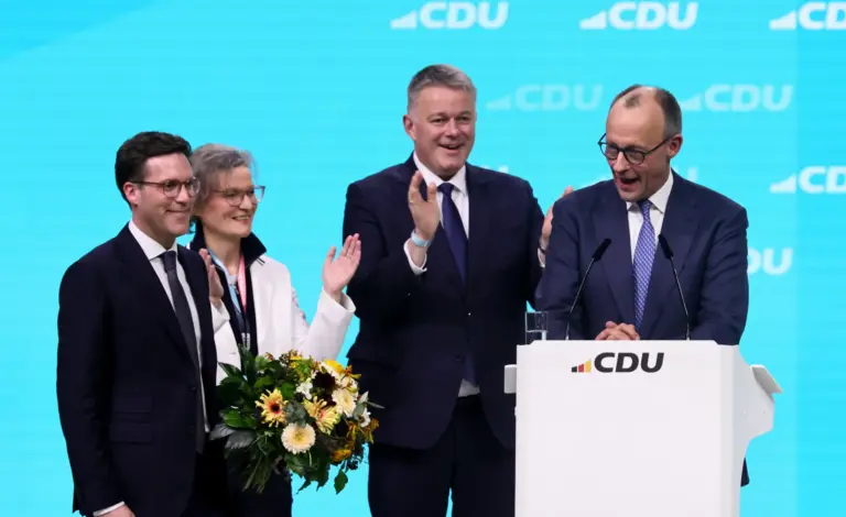 Ο Φρίντριχ Μερτς επανεξελέγη πρόεδρος του CDU